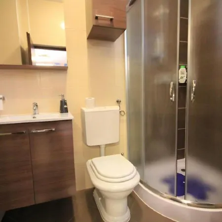 Gemuetliche Einzimmerwohnung Kristijan By Interhome 아파트