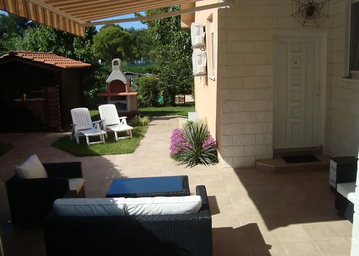 Gemuetliche Einzimmerwohnung Kristijan By Interhome *